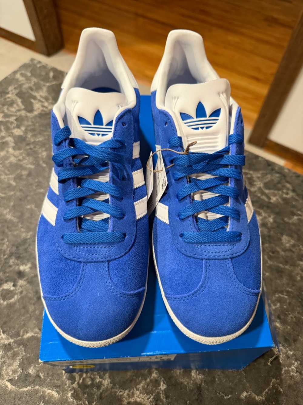 NEW Adidas Originals Gazelle- Blue Cloud White (IG2093) - Picture 3 of 8